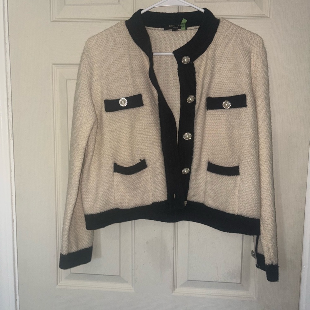 Beulah Black and Cream Blazer